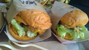 Burgers, Gott's, Roadside