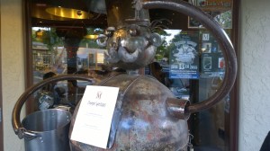 Mankas-Steakhouse-metalman-John-Gamboa