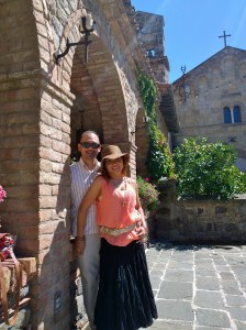 John Gamboa and his wife - nice pic in the courtyard of Castillo de Amorosa